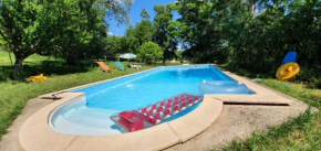 Villa de 5 chambres avec vue sur le lac piscine privee et jardin amenage a Montricoux